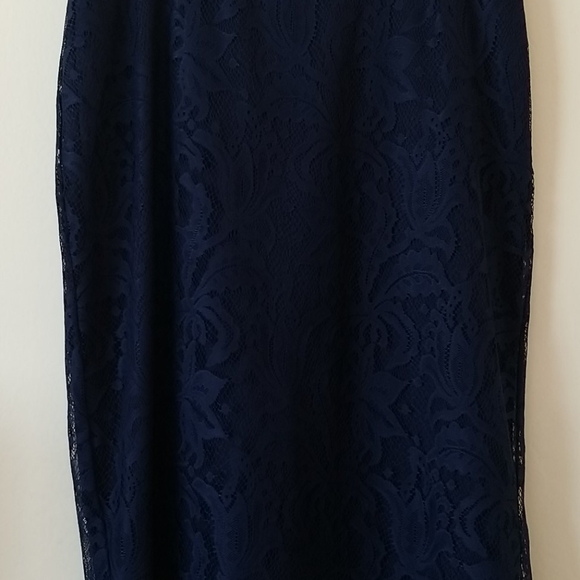 Navy Blue Lace skirt - Picture 2 of 3